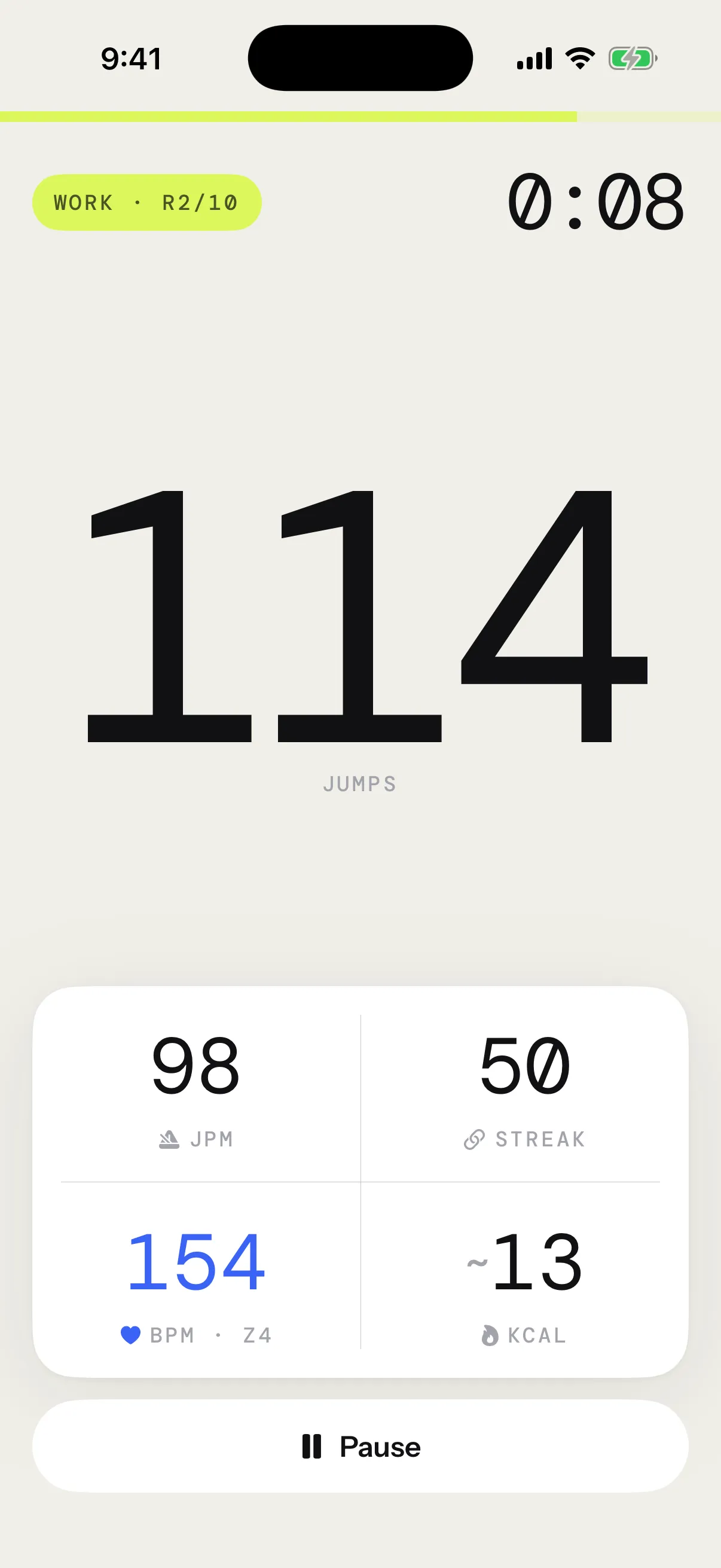 A live session on iPhone: 114 jumps, with cadence, streak, heart rate and calories below